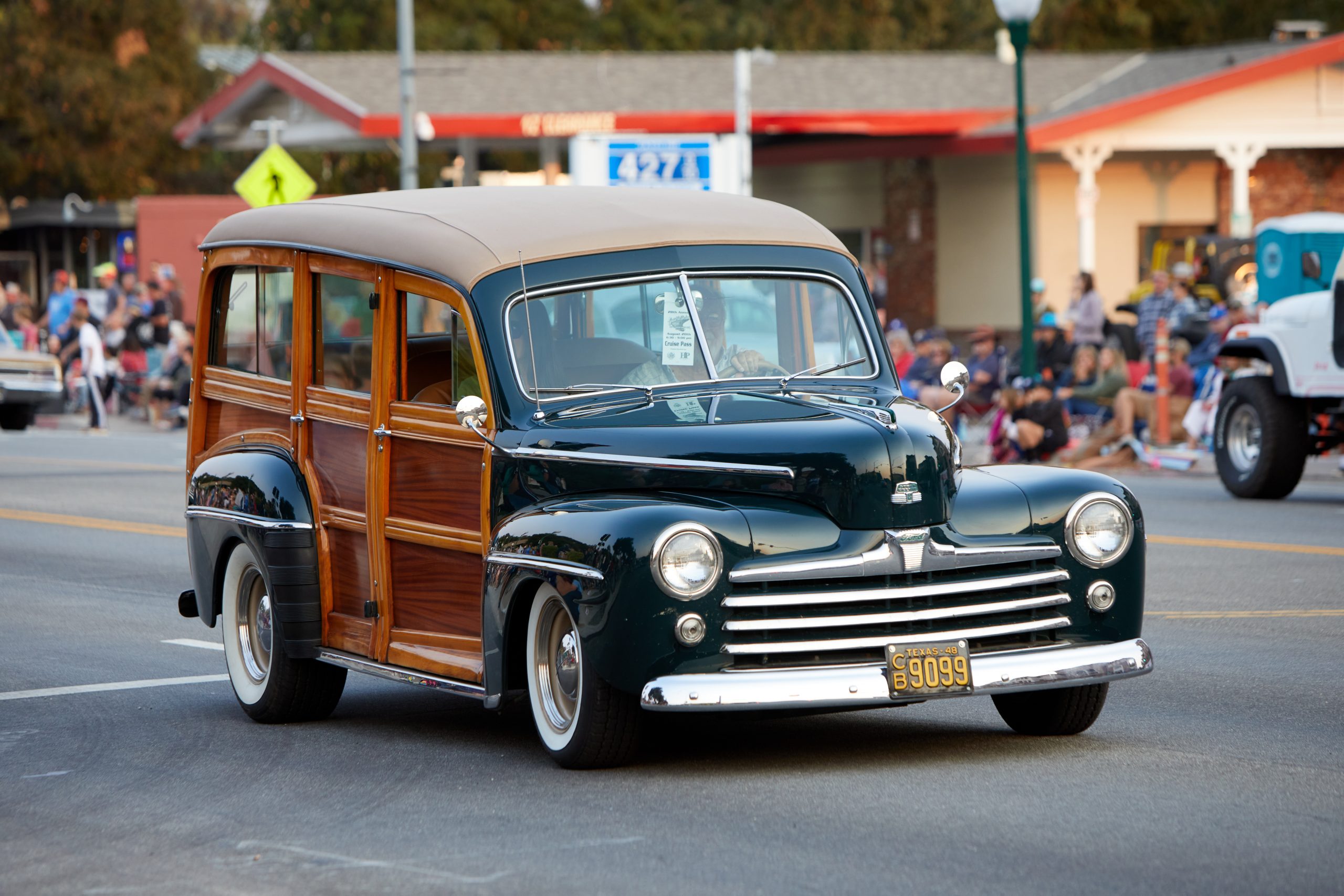 Hot El Camino Cruise Nite and Dancing in the Streets • Atascadero News