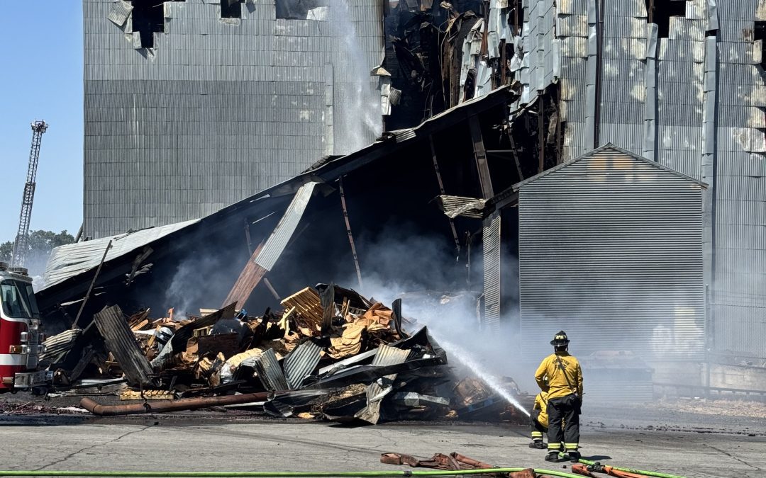 Recent Fire engulfs Templeton Feed and Grain; Community asked to conserve water