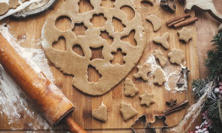 Deck the Halls with Deliciousness: December Cookie Extravaganza!