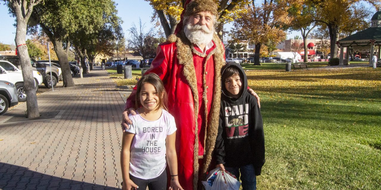 Santa Brings Christmas Cheer to Paso Robles Holiday House