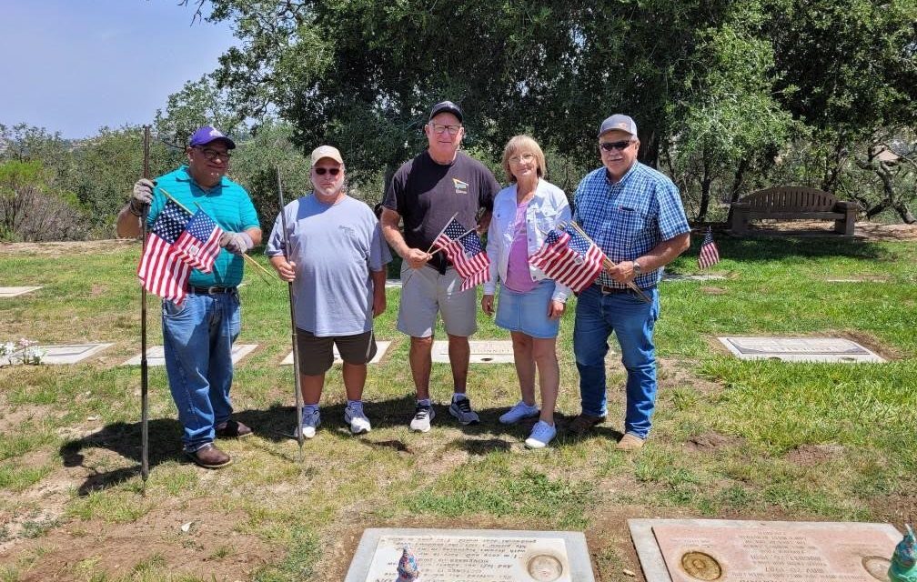 Elks Pays Tribute for Memorial Day at Atascadero Cemetery