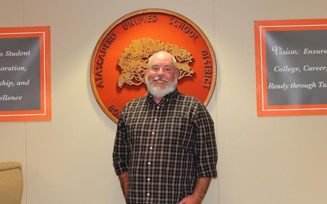 New AUSD Trustee Takes Oath of Office