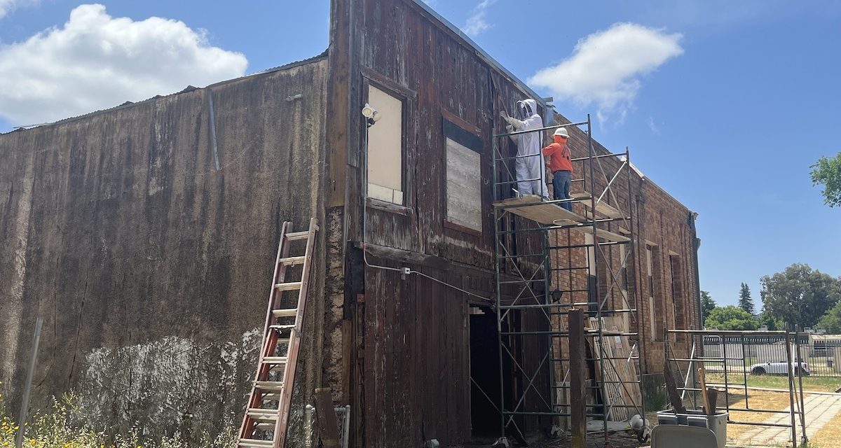 Atascadero Printery Foundation starts demolition on dilapidated karate studio