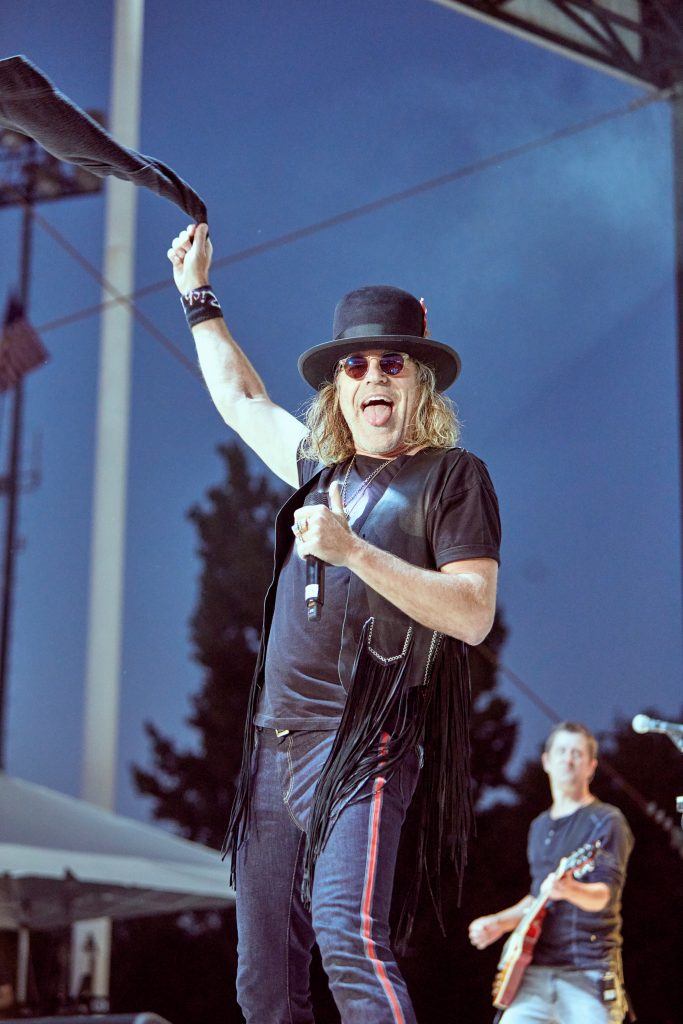 big kenny and john rich with cowboy troy california mid state fair 03688 1