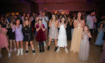 Atascadero rings in 20 years of its Father and Daughter Sweetheart Dance